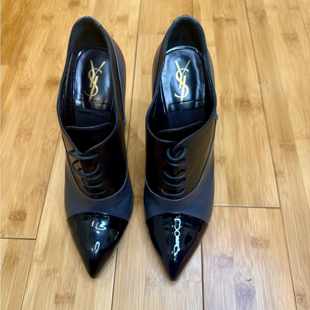 Yves Saint Laurent vintage oxford pumps